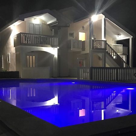 Apartments Vila Lazarevic Tivat Eksteriør billede