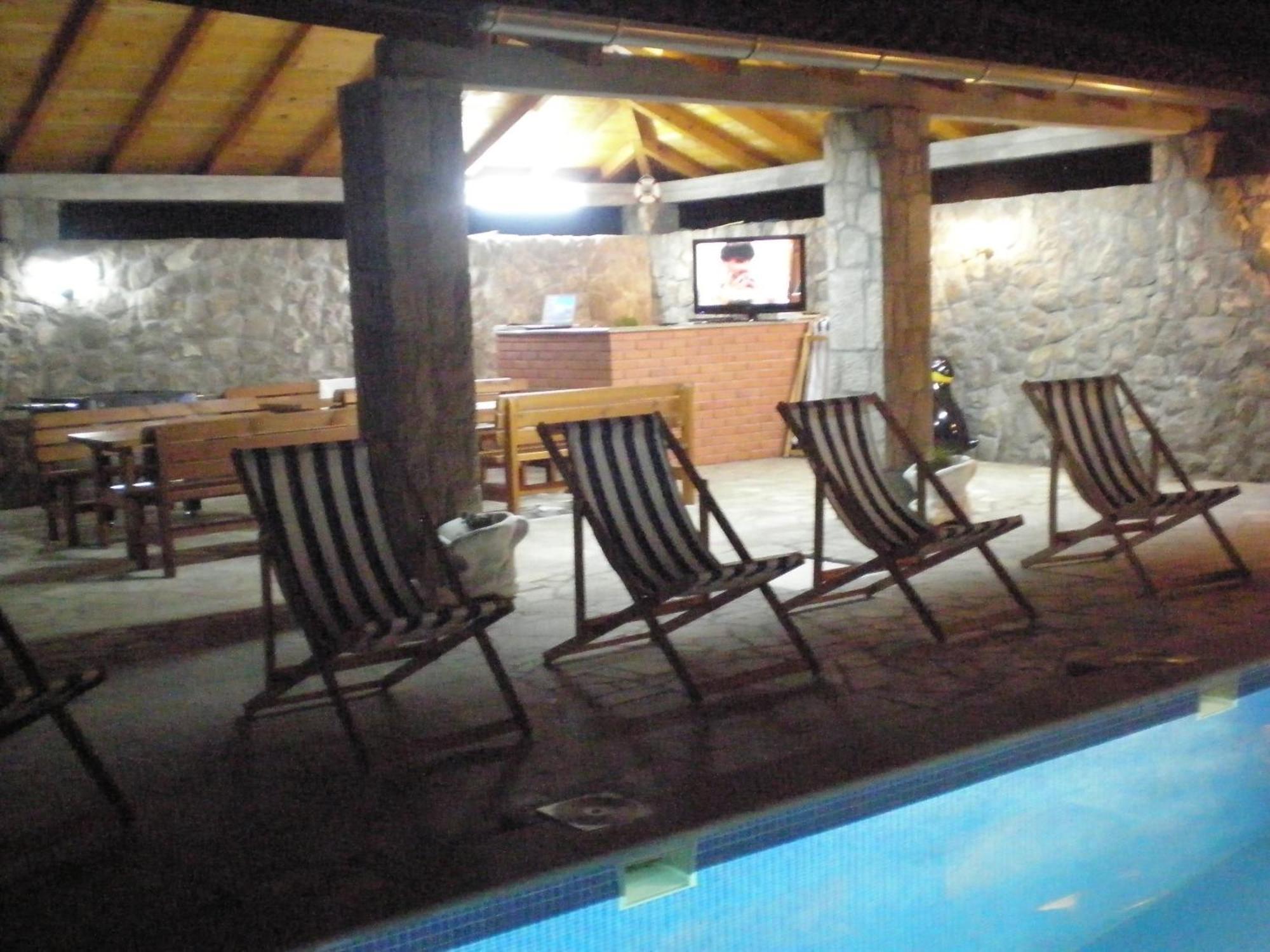 Apartments Vila Lazarevic Tivat Eksteriør billede