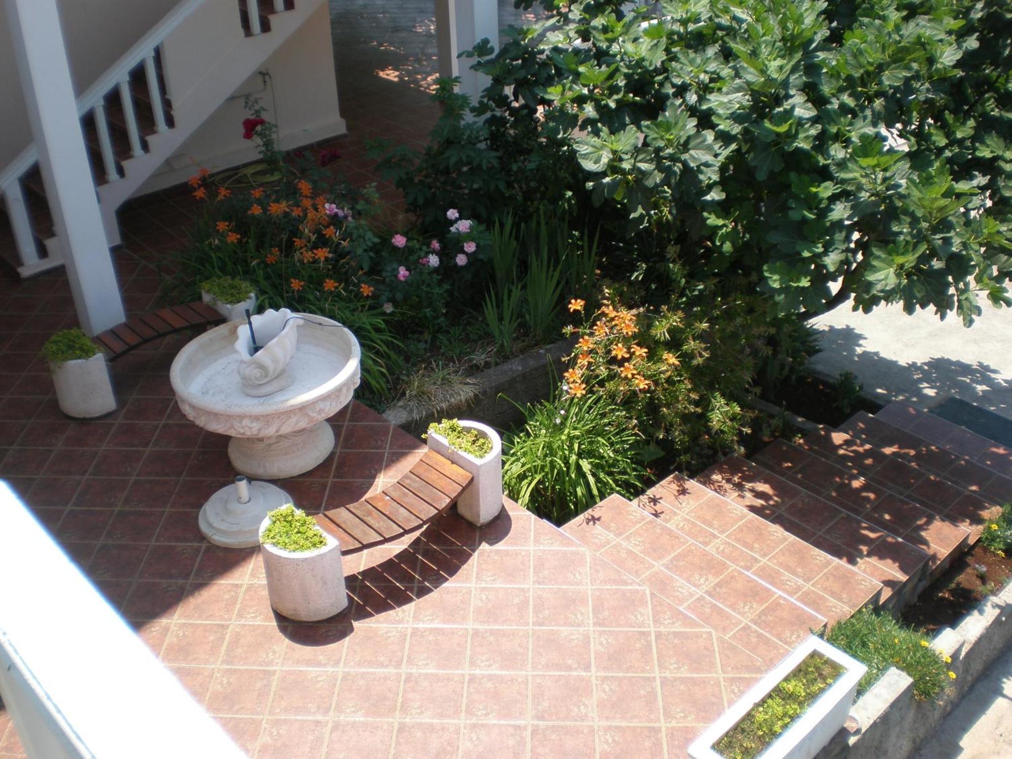 Apartments Vila Lazarevic Tivat Eksteriør billede