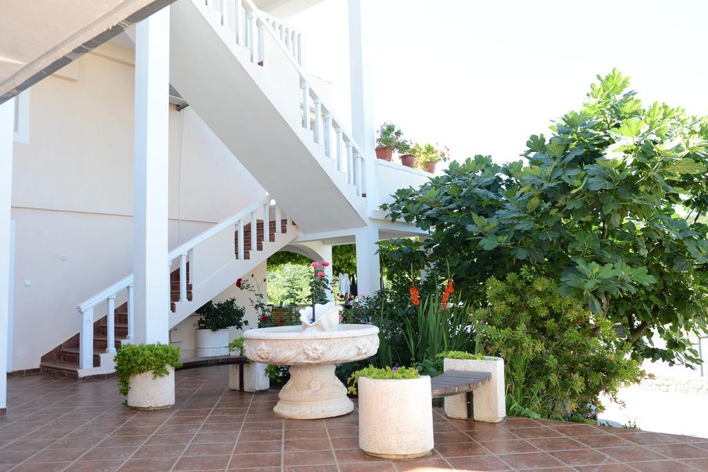 Apartments Vila Lazarevic Tivat Eksteriør billede
